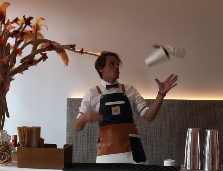 animation soirée barman jongleur