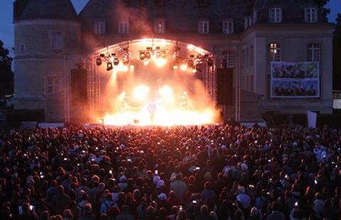 Oragnisation d'un concert de Patrick Bruel en extérieur autour d'un château