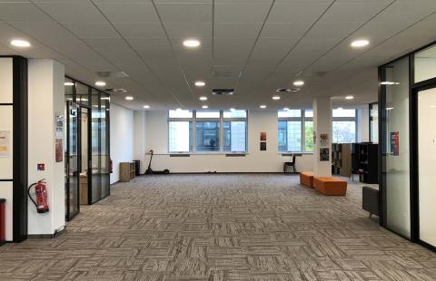 Transformation hall d'accueil pour un séminaire d'entreprise