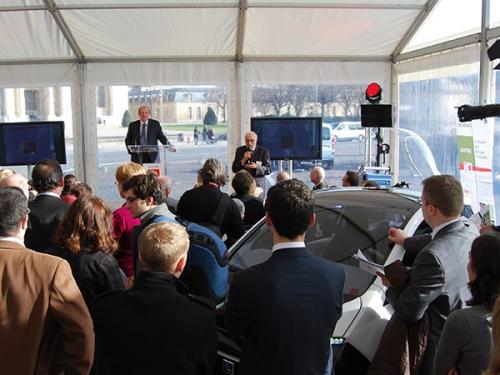 Conférence de presse aux invalides