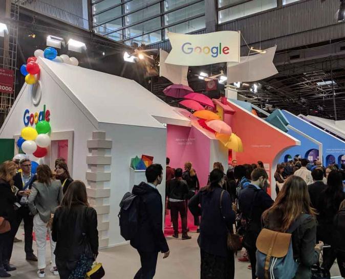 Animation sur le stand Google à l'occasion du salon VivaTechnology