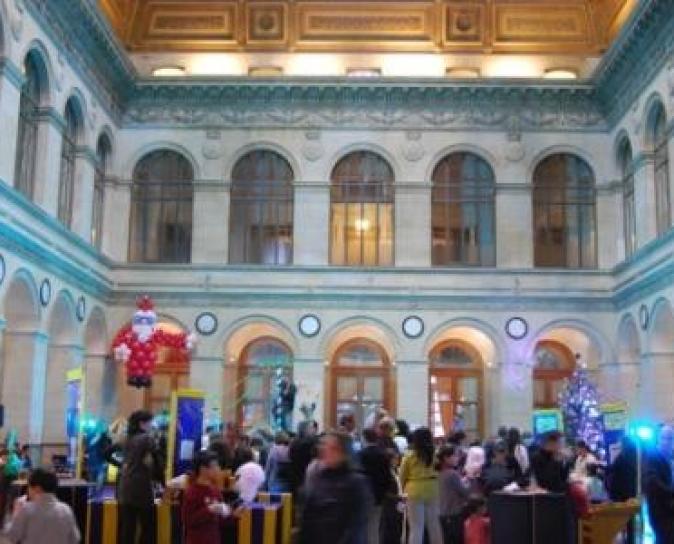 Arbre de Noël au Palais Brongniart 