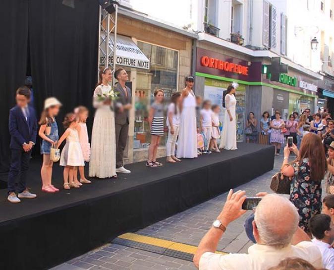 Organisation d'un défilé de mode en centre ville pour les commerçants