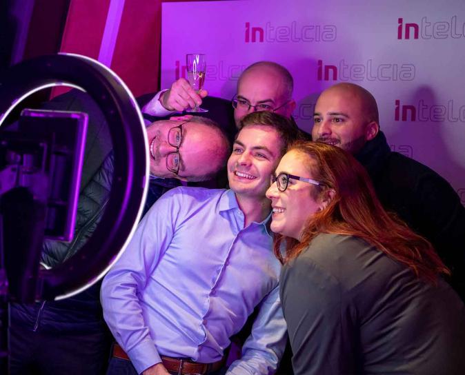 soirée entreprise organisée en fin d'année pour les salariés soirée entreprise organisée en fin d'année pour les salariés