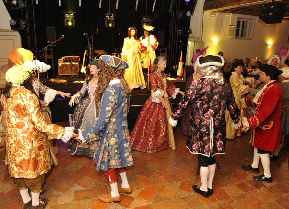 Organiser une soirée de gala avec lumières d'ambiance au Chateau